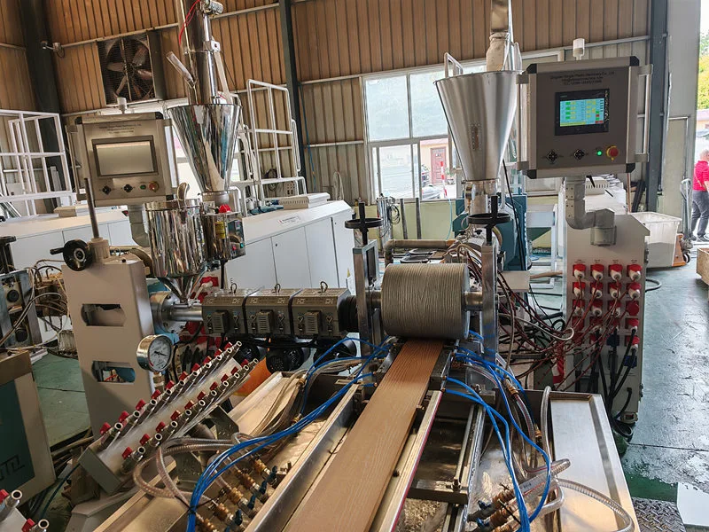 WPC Decking Extrusion Line ၏ ထုတ်လုပ်မှုအမြန်နှုန်းကို မည်သို့မြှင့်တင်မည်နည်း။