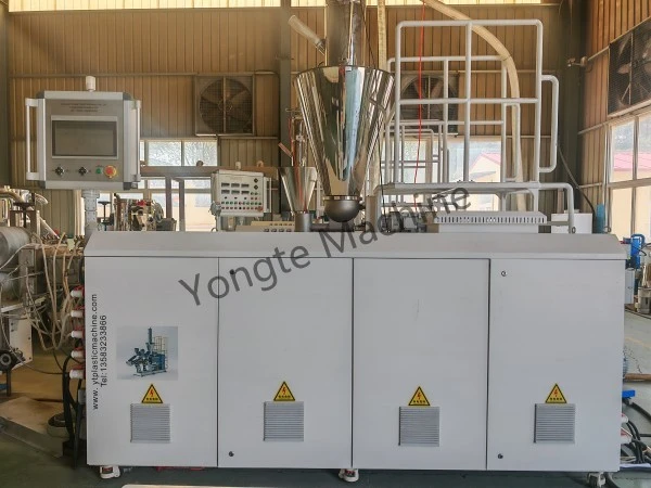 Yongte Extruder Electrical Control Cabinet သည် အရည်အသွေးနှင့် ဒီဇိုင်းကို ပိုမိုကောင်းမွန်အောင် ပြုလုပ်ထားသည်။