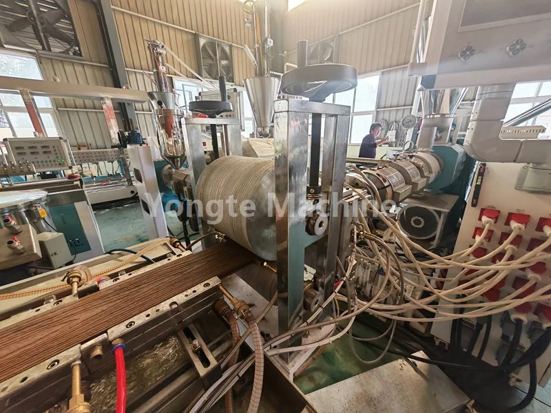WPC Extruder ထုတ်လုပ်မှု ပြဿနာများအတွက် ဖြေရှင်းချက်