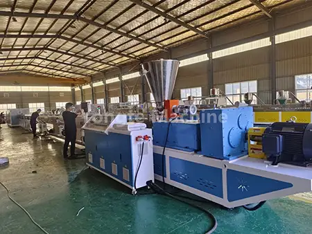 75-250mm CPVC ပိုက် Extrusion Line