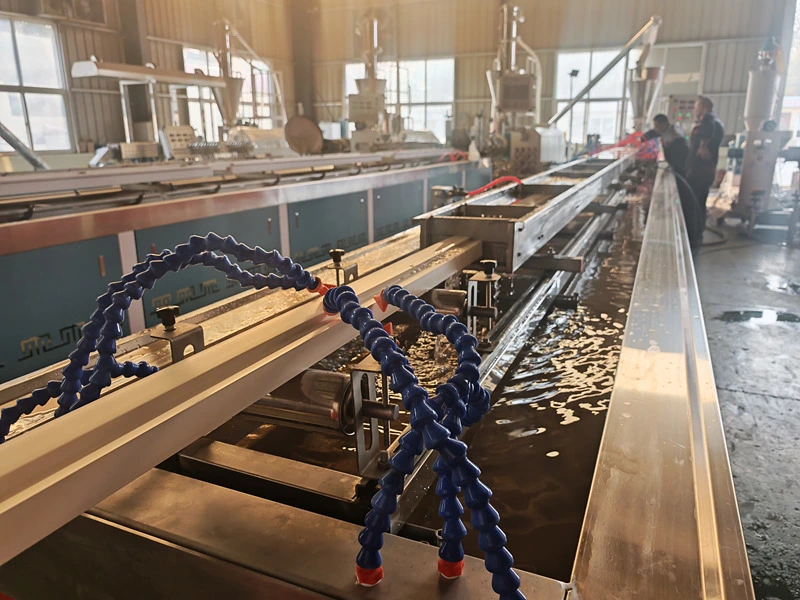 WPC တံခါးဘောင်ပြုလုပ်သည့်စက်