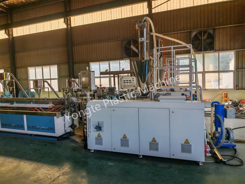 WPC Extruder စက်